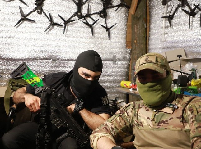Воїни-добровольці розповіли, як знищують росіян Воїни-добровольці розповіли, як знищують росіян