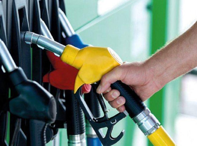 Ціни на бензин зростуть: у Кабміні підвищили максимальну вартість пального