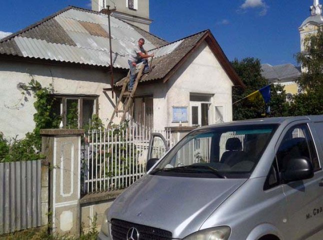 На Виноградівщині триває відновлення соціальних об’єктів, які постраждали від градобою