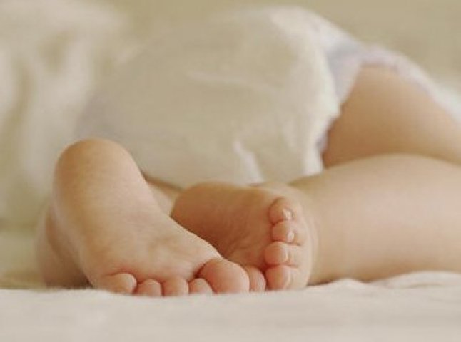 На Хустщині померла 8-місячна дитина