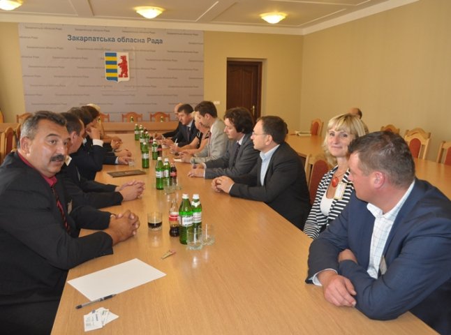 Керівництво Закарпаття зустрілось з двома поважними делегаціями із Чеської Республіки