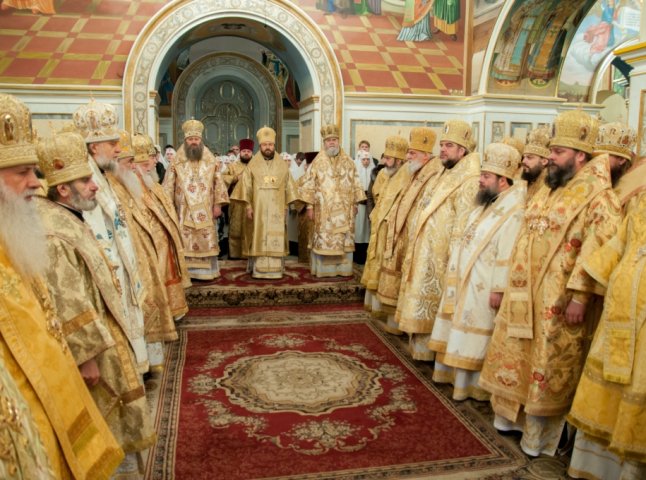 Архієпископ Феодор у день народження предстоятеля УПЦ молився в Києво-Печерській Лаврі
