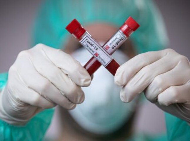 У Чехії вперше виявили понад 2 тисячі випадків коронавірусу за добу