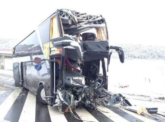 З’явилась інформація про третього загиблого у результаті жахливої аварії автобуса Прага – Ужгород