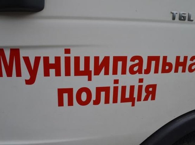 Муніципальна поліція Мукачева за вісім місяців цього року склала 700 протоколів