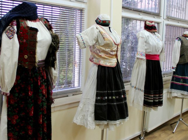 В Ужгороді відкрили студію закарпатської вишивки