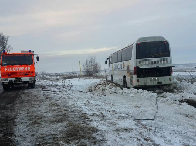 На Закарпатті трапився інцидент за участі автобуса сполученням "Київ – Відень"