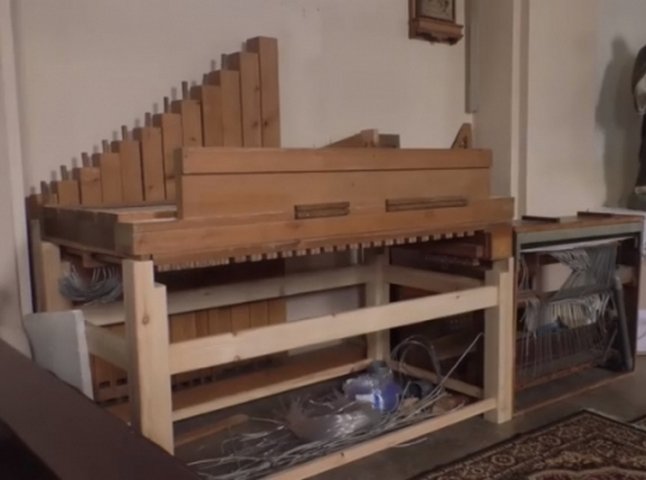 На Закарпатті вперше за 30 років встановлюють орган