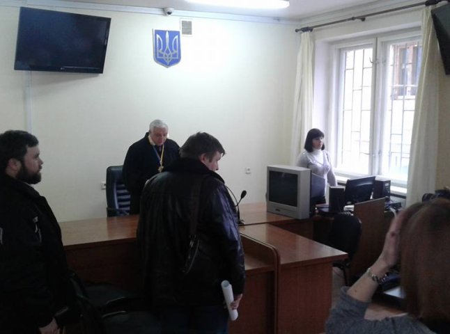 Ужгородський міськрайонний суд визнав двох бійців "Правого сектору" потерпілими