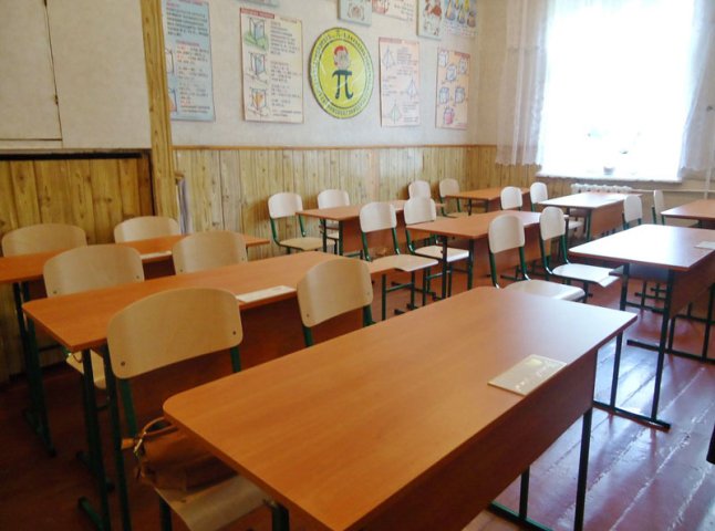 Москаль спростував інформацію про скорочення класів у школах Закарпаття