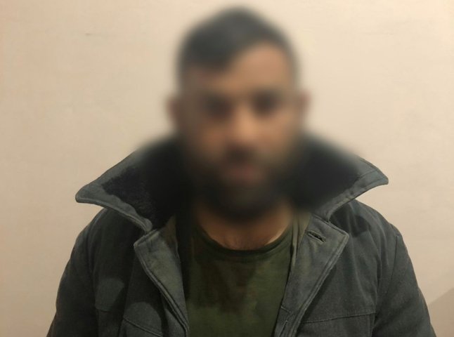 Чоловіка госпіталізували: на території дитячого будинку побили охоронця Чоловіка госпіталізували: на території дитячого будинку побили охоронця