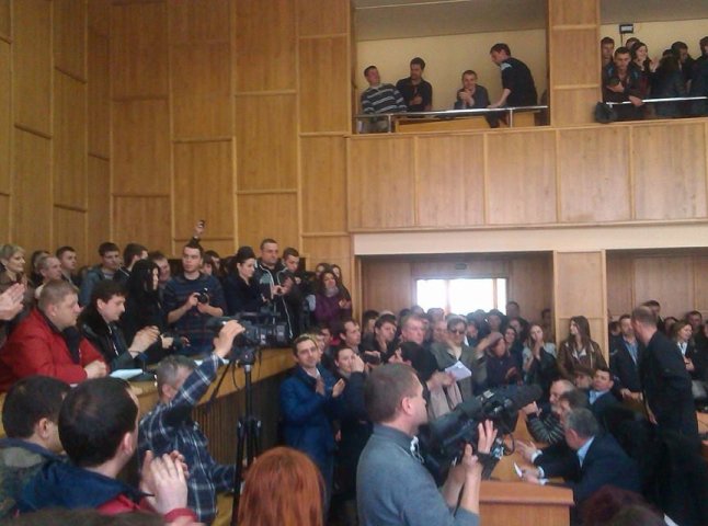 Всі присутні депутати одноголосно висловили недовіру міському прокурору Ужгорода