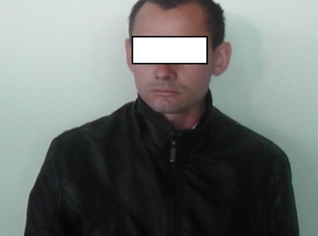 У пункті пропуску «Тиса» затримали українця з чужим паспортом