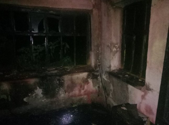 Під час пожежі у будинку згоріла людина