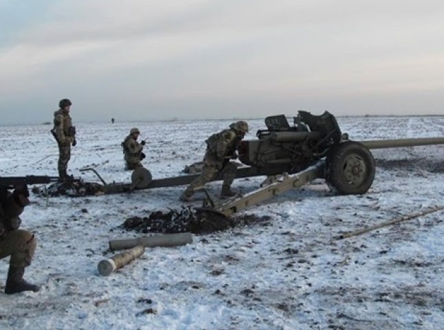 У Дебальцеві, де оборону тримає мукачівська 128-а бригада, жорсткі бої