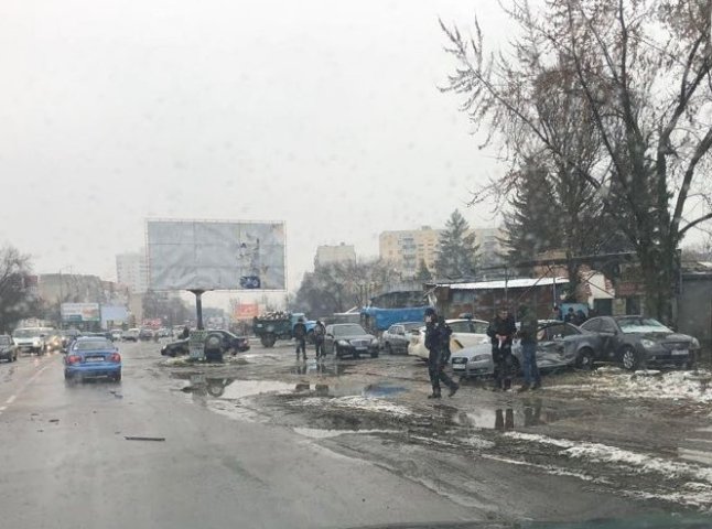 В Ужгороді поблизу "Епіцентру" сталась аварія