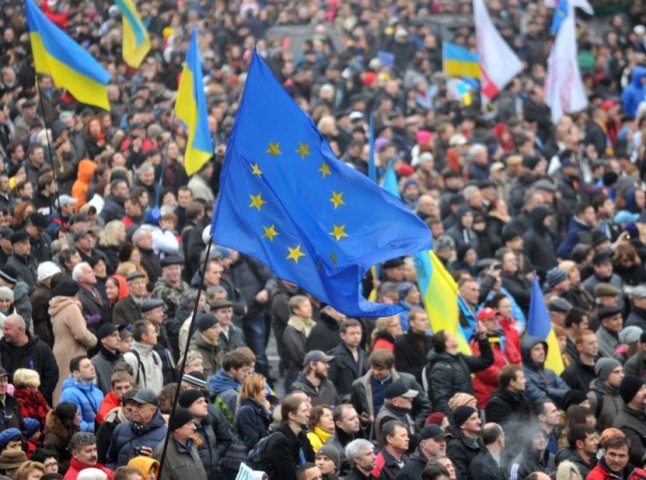 Громадські організації масово оголошують повну мобілізацію на Майдані