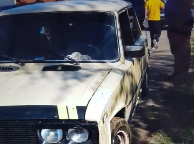 На Берегівщині п’яний водій «ВАЗ-2106» виїхав на зустрічну смугу та вдарив авто