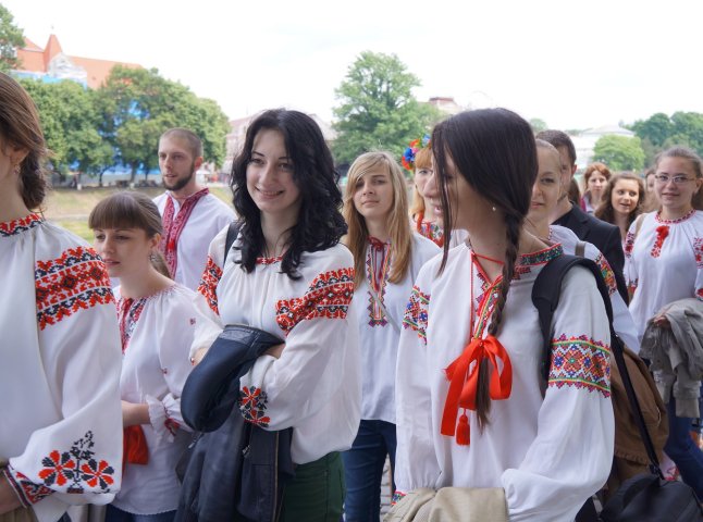 В Ужгороді 24 травня відбудеться "Мегамарш вишиванок"