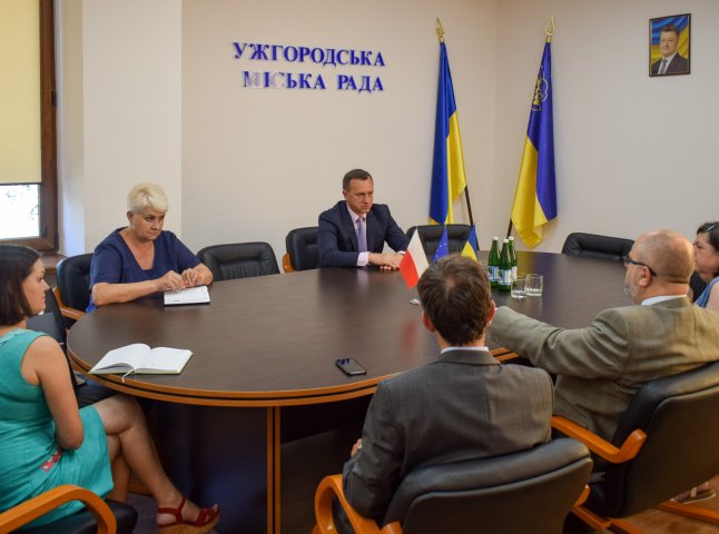 Мер Ужгорода зустрівся з Генеральним консулом Республіки Польща у Львові
