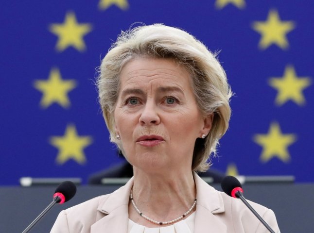 Ми допоможемо відновити Україну на її шляху до ЄС, – президентка Єврокомісії