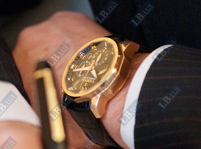 Аксесуар для губернатора, або як Ледида "засвітив" годинником за 200 тис. гривень (ФОТО)