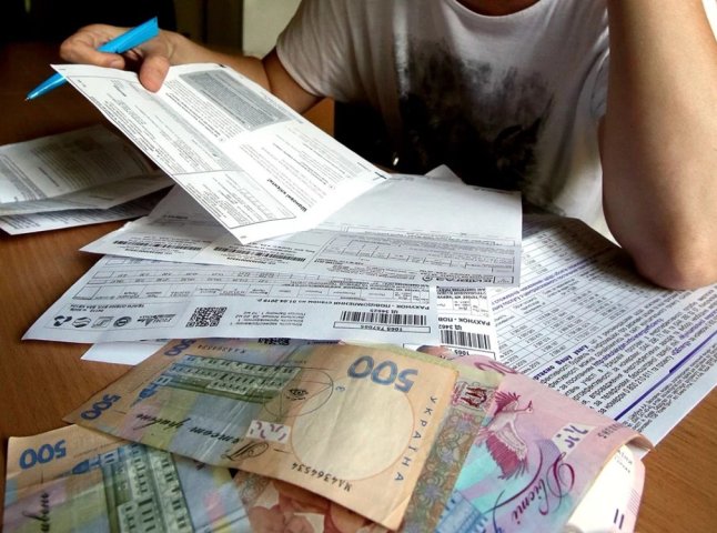 Українцям роздадуть орієнтовно по тисячці на комуналку: хто ці гроші не отримає