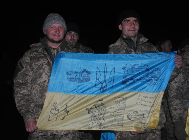 У Мукачеві урочисто зустріли бійців Героїчної 128-ої бригади (ФОТОРЕПОРТАЖ)