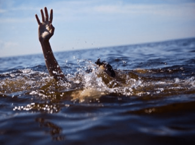 На озері у Дийді втопився 23-річний хлопець