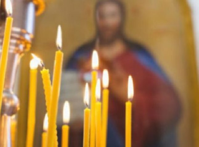 Закарпатське духовенство закликають проводити служби онлайн