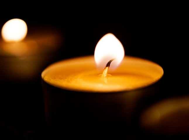 Завтра в Ужгороді поховають захисника України