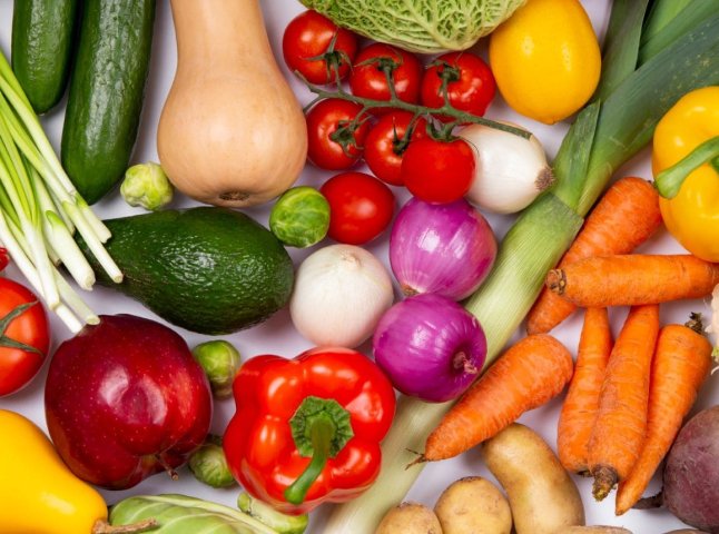 Надлишок запасів обвалив ціни на такий тип овочів