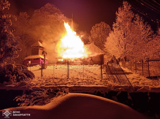 На Закарпатті вночі горіла церква