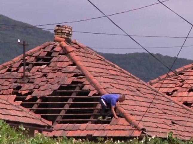 Відновлювати після градобою об’єкти Виноградівщини допоможуть інші райони Закарпаття
