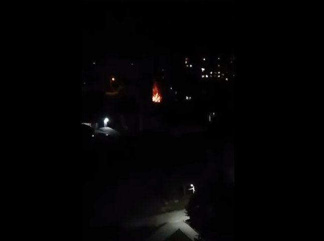 Біля одного з корпусів УжНУ трапилась пожежа: відео з місця події