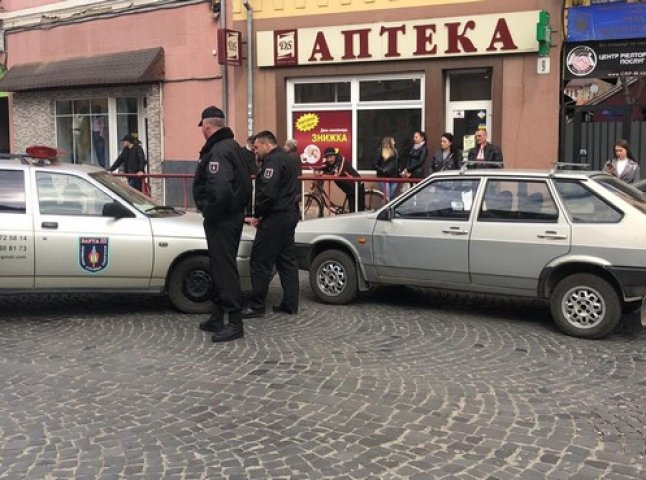 У центрі Мукачева сталася аварія. Рух ускладнено