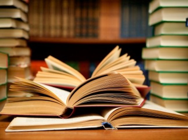 Студенти МКТЕК створили чергове видання літературного альманаху – “Мій коледж – моя родина”