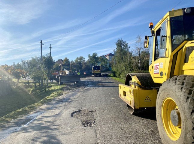 У селах Мукачівської громади ремонтують дороги
