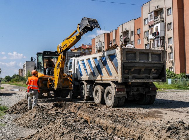 Розпочато капітальний ремонт ще однієї вулиці Ужгорода