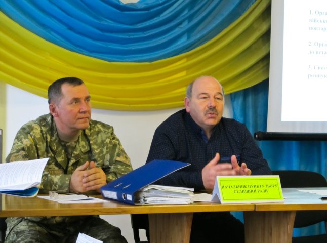 Рахівський військовий комісаріат провів тренування з працівниками сільрад