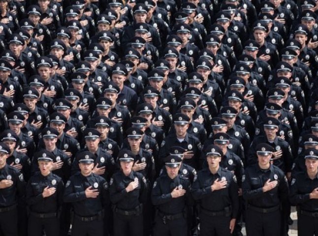 Завтра патрульні поліцейські Ужгорода та Мукачева складуть присягу