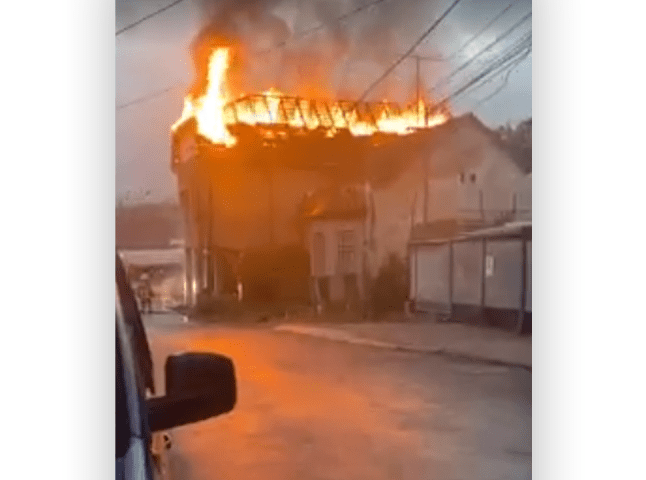 У Сваляві велика пожежа: відео з місця події