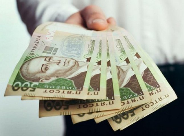 З 1 січня українцям надаватимуть 100 тисяч гривень на власну справу