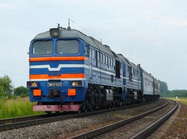 З 4 вересня курсуватиме додатковий потяг із Києва до Ужгорода