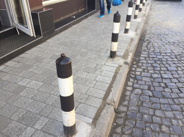 У Мукачеві відремонтують тротуари на трьох вулицях