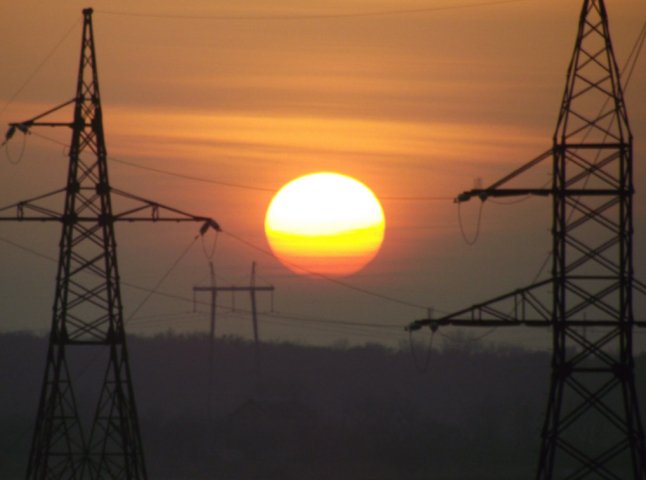 В ОП заявили, що ситуація в енергетиці покращується і аварійні відключення можуть скасувати