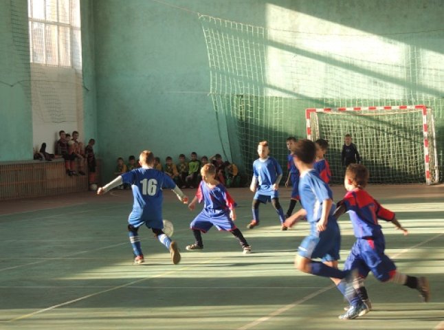 У Берегові відбувся різдвяний турнір з міні-футболу
