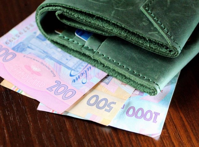 Масштабна пенсійна реформа в Україні: кому хочуть платити не менше 6000 гривень