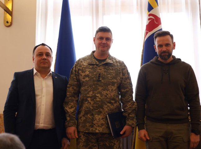 На сесії облради відзначили військових ЗСУ за зміцнення обороноздатності України