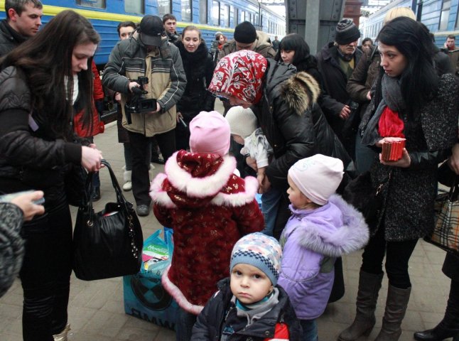 Кількість переселенців на Закарпатті із окупованих Донбасу та Криму сягнула майже 4 тисяч осіб